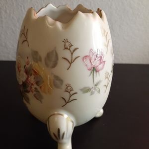INARCO 5" pedestal multicolor  moriage handpainted floral cracked egg